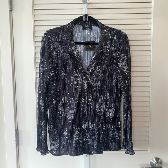 NWT Dressed in LALA Interstellar Astronauts Long Sleeve Plissé Set, Size S - Picture 2 of 15